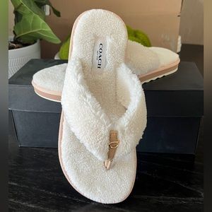 NWOT with Box COACH Hampton Flip Flop - Size 6